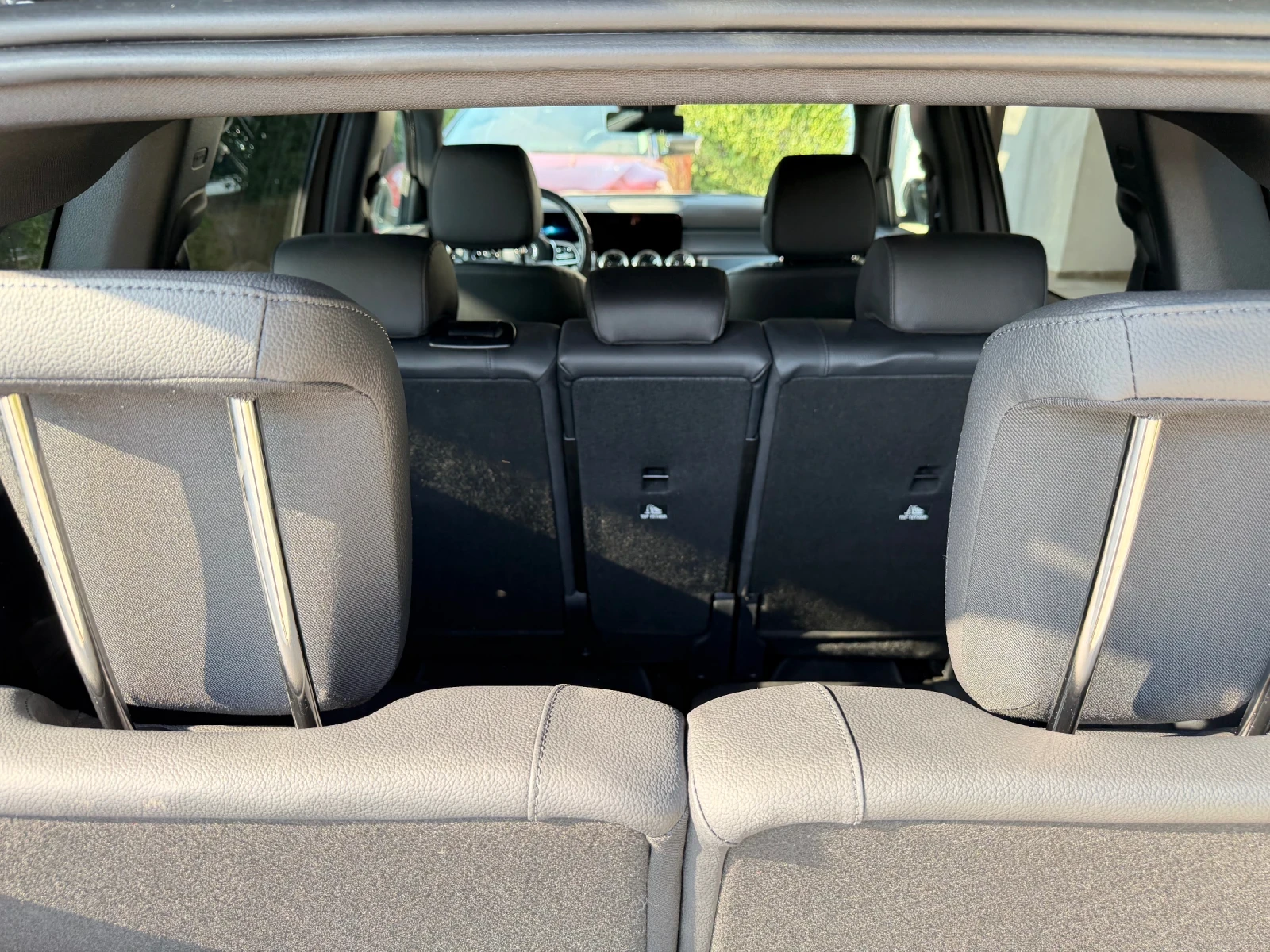 Mercedes-Benz GLB 250, снимка 10 - Автомобили и джипове - 55731810