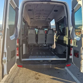 Mercedes-Benz Sprinter 319 3.0 BlueTEC Business 7G-TRONIC / AC / Камера , снимка 11