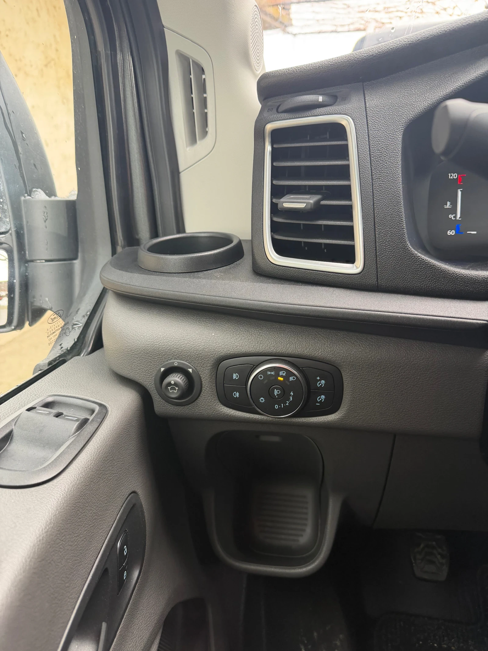 Ford Transit  - изображение 8