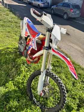 Beta Rr, снимка 2