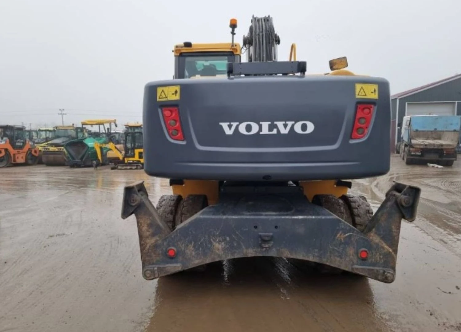 Багер Volvo EW160C  - изображение 3