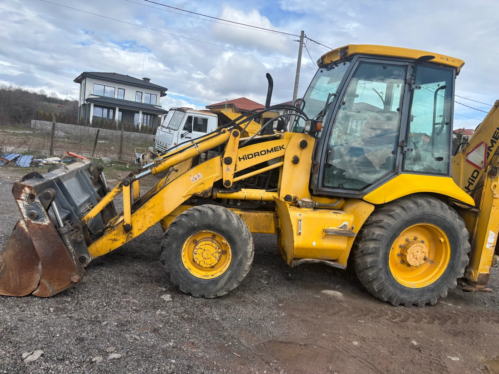 Багер Hidromek, снимка 2 - Индустриална техника - 54089951