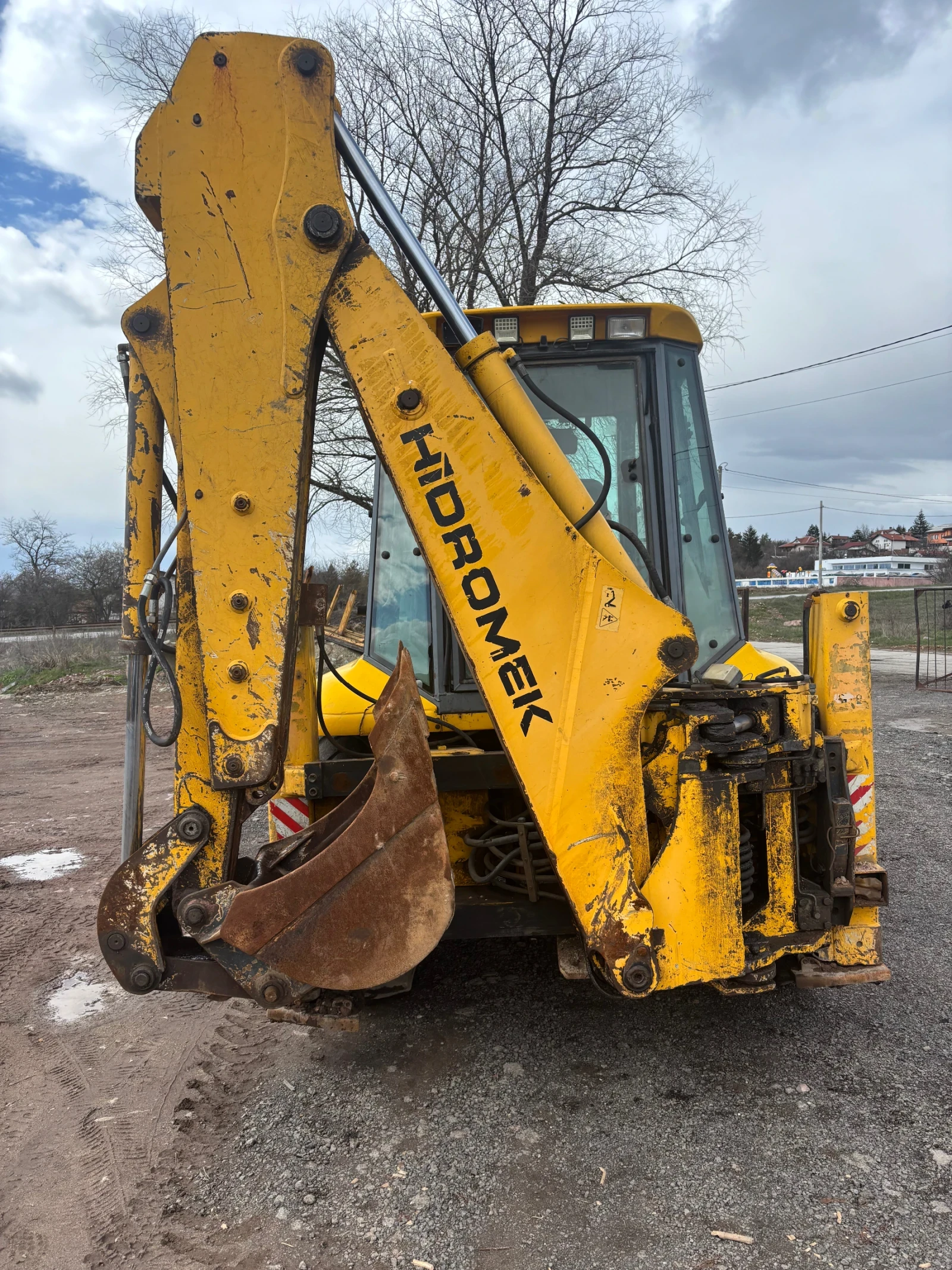 Багер Hidromek, снимка 3 - Индустриална техника - 54089951