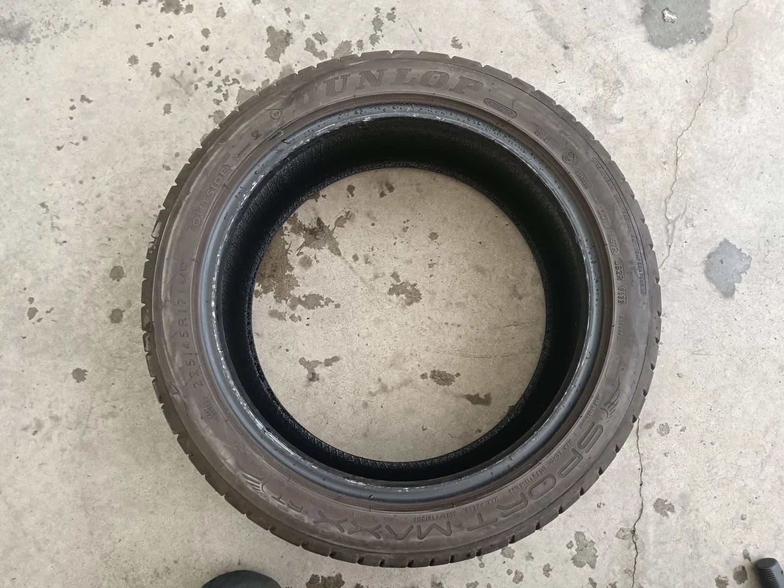 Гуми Летни 225/45R17, снимка 6 - Гуми и джанти - 54526745