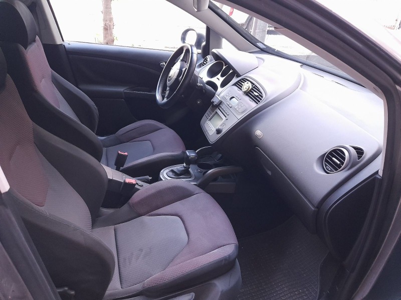 Seat Altea 2.0, снимка 14 - Автомобили и джипове - 45715597