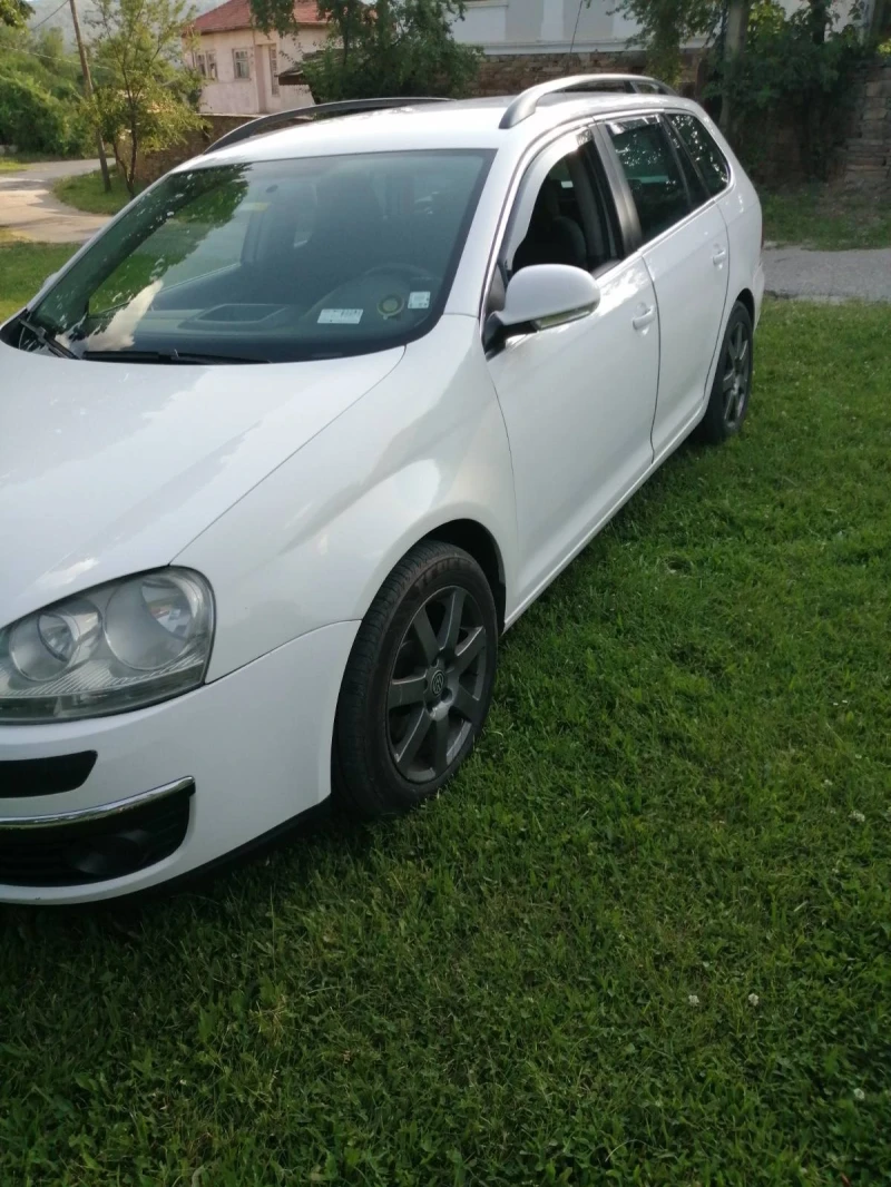 VW Golf, снимка 2 - Автомобили и джипове - 47978434