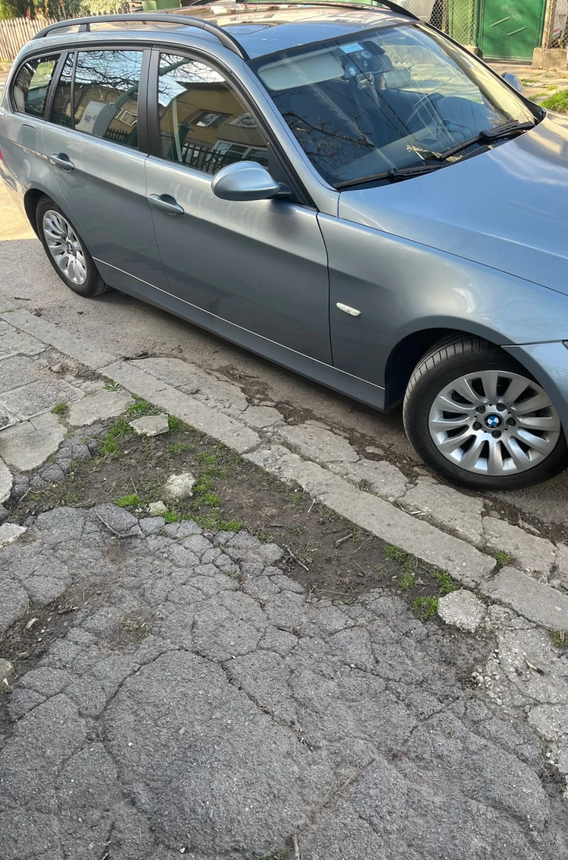 BMW 320, снимка 3 - Автомобили и джипове - 48213611