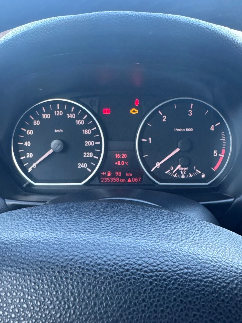 BMW 118 1.8d, снимка 10 - Автомобили и джипове - 48411233