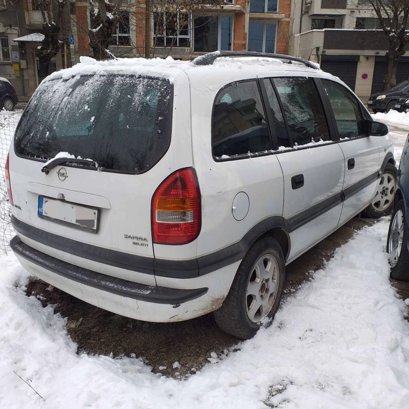 Opel Zafira 2.0DTI, снимка 3 - Автомобили и джипове - 48691793