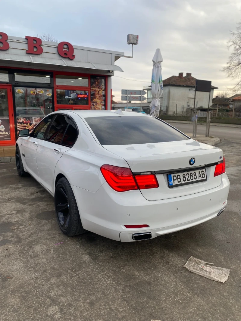 BMW 730, снимка 1 - Автомобили и джипове - 49586680