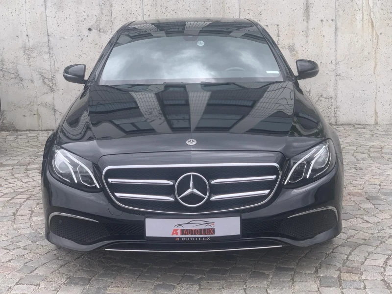 Mercedes-Benz E 200 Panorama/Navi