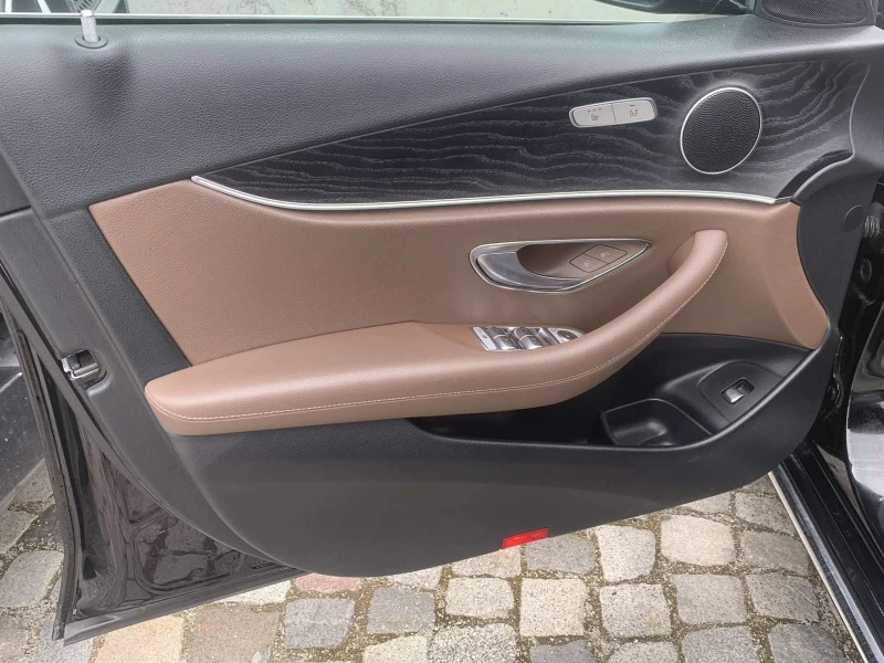 Mercedes-Benz E 200 Panorama/Navi, снимка 12 - Автомобили и джипове - 50472347