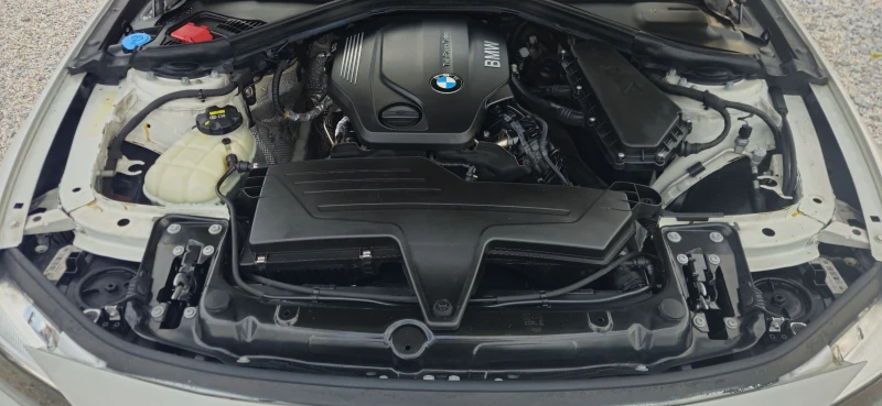 BMW 320 2.0D.2017г.Автомат.ТОПсъстояние, снимка 7 - Автомобили и джипове - 51290914