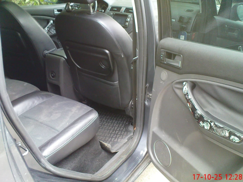 Ford C-max 2. 0 16W Duratec Titanium , снимка 10 - Автомобили и джипове - 52262071