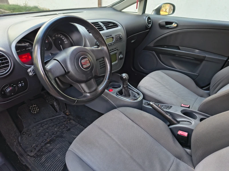 Seat Leon 1.6MPI/102кс 172х.км, снимка 8 - Автомобили и джипове - 52828471