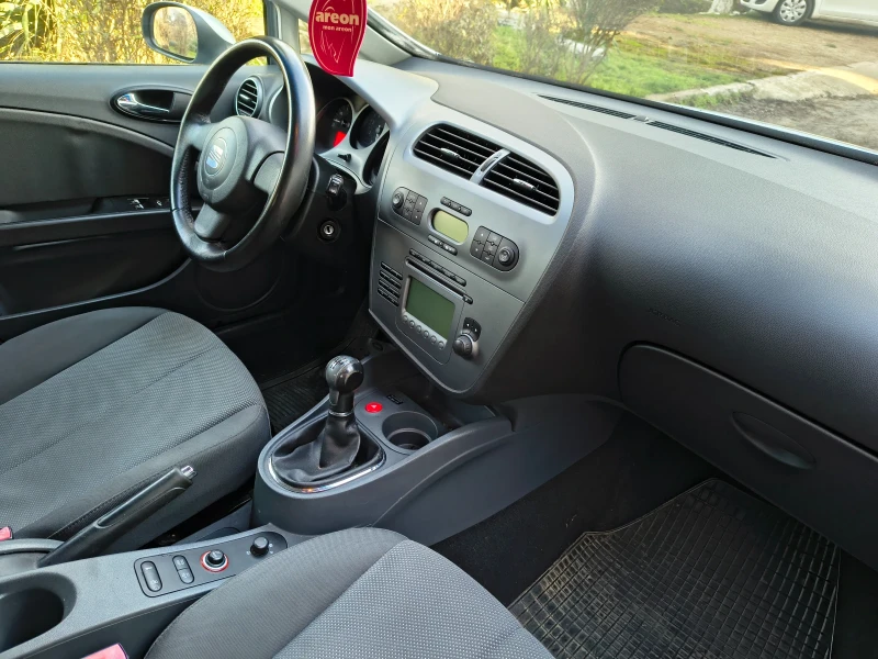 Seat Leon 1.6MPI/102кс 172х.км, снимка 9 - Автомобили и джипове - 52828471