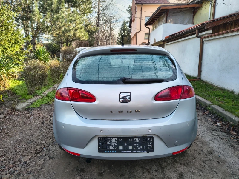 Seat Leon 1.6MPI/102кс 172х.км, снимка 6 - Автомобили и джипове - 52828471