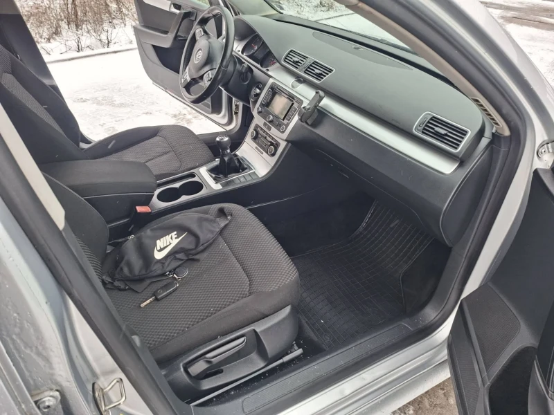 VW Passat, снимка 17 - Автомобили и джипове - 53066391