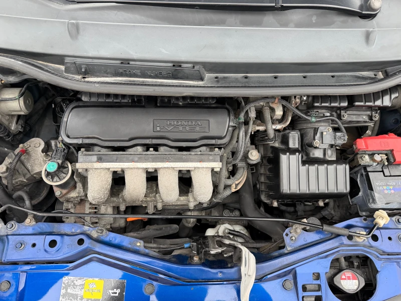 Honda Jazz 1.4I AVTOMAT, снимка 16 - Автомобили и джипове - 53354906