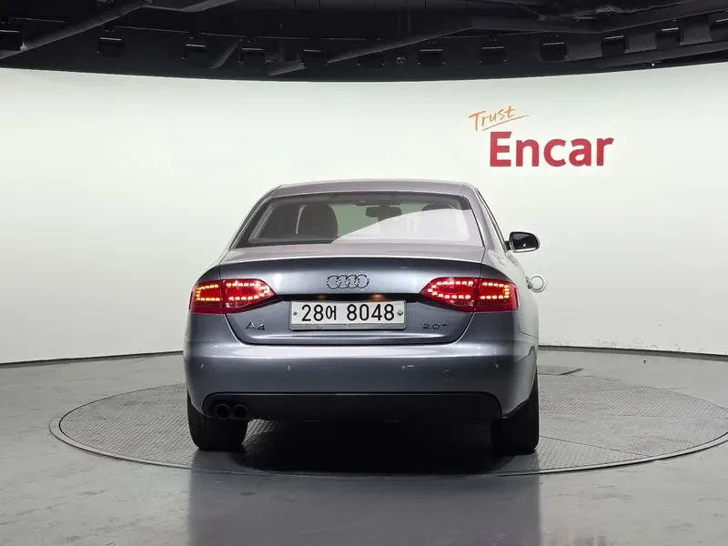 Audi A4 2.0 Tfsi B8, снимка 8 - Автомобили и джипове - 54989599