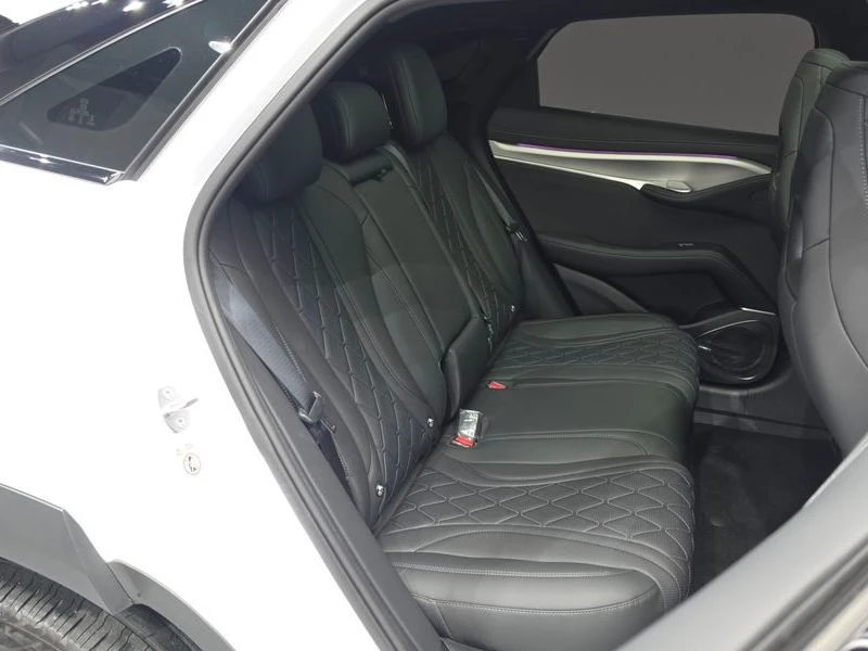 BYD Sealion 7 PLUS RWD  | Mobile.bg � ����������� 11