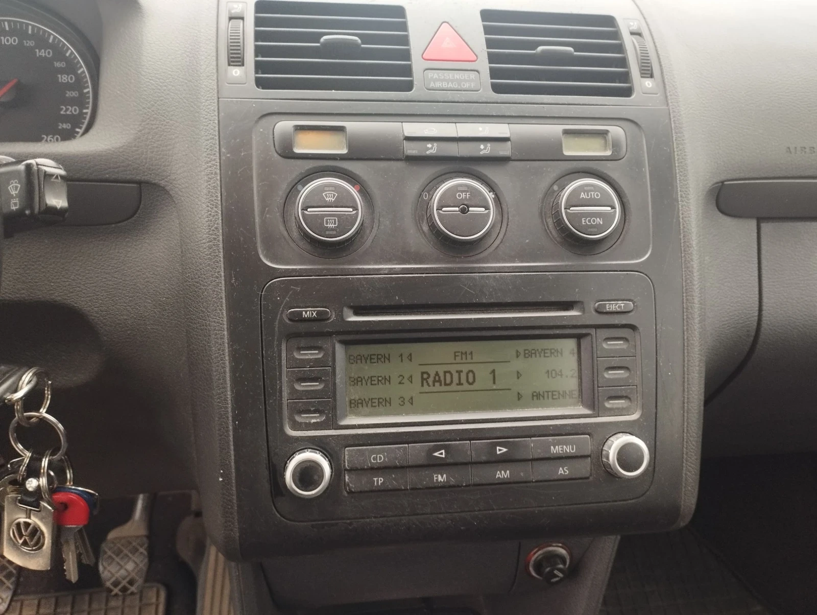 VW Touran 1, 9 TDI - изображение 10