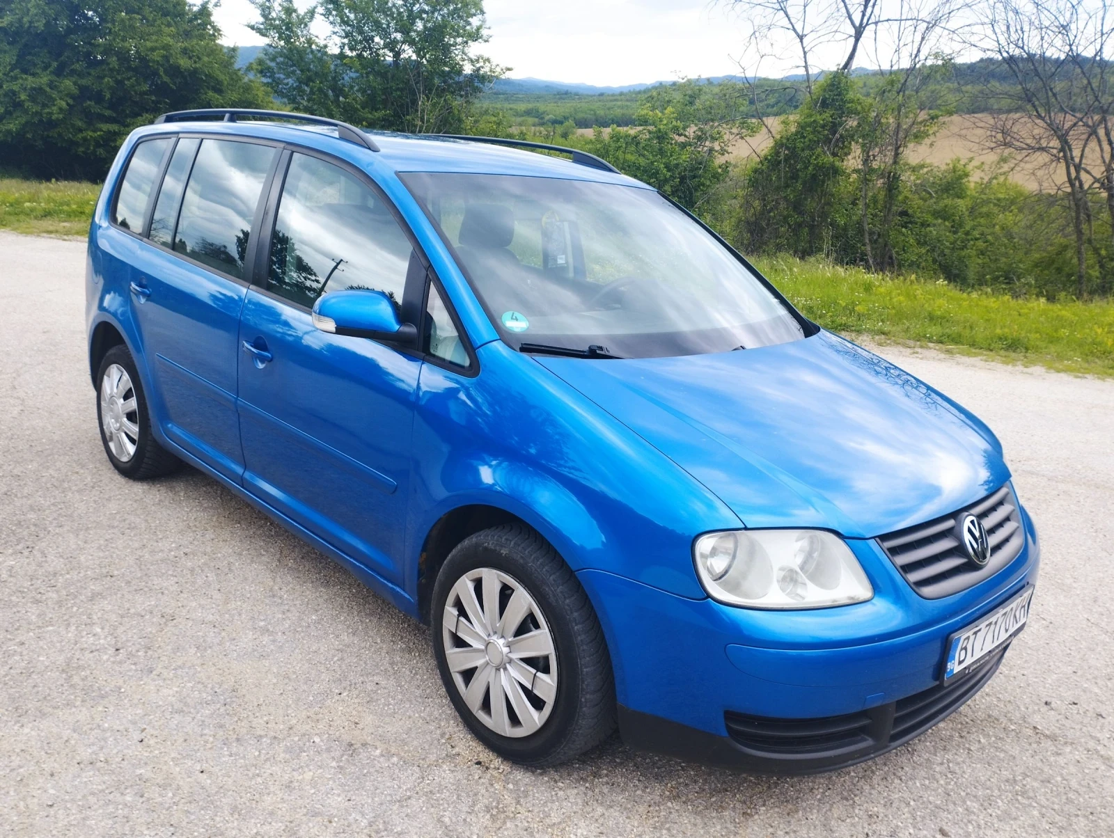 VW Touran 1, 9 TDI - изображение 2