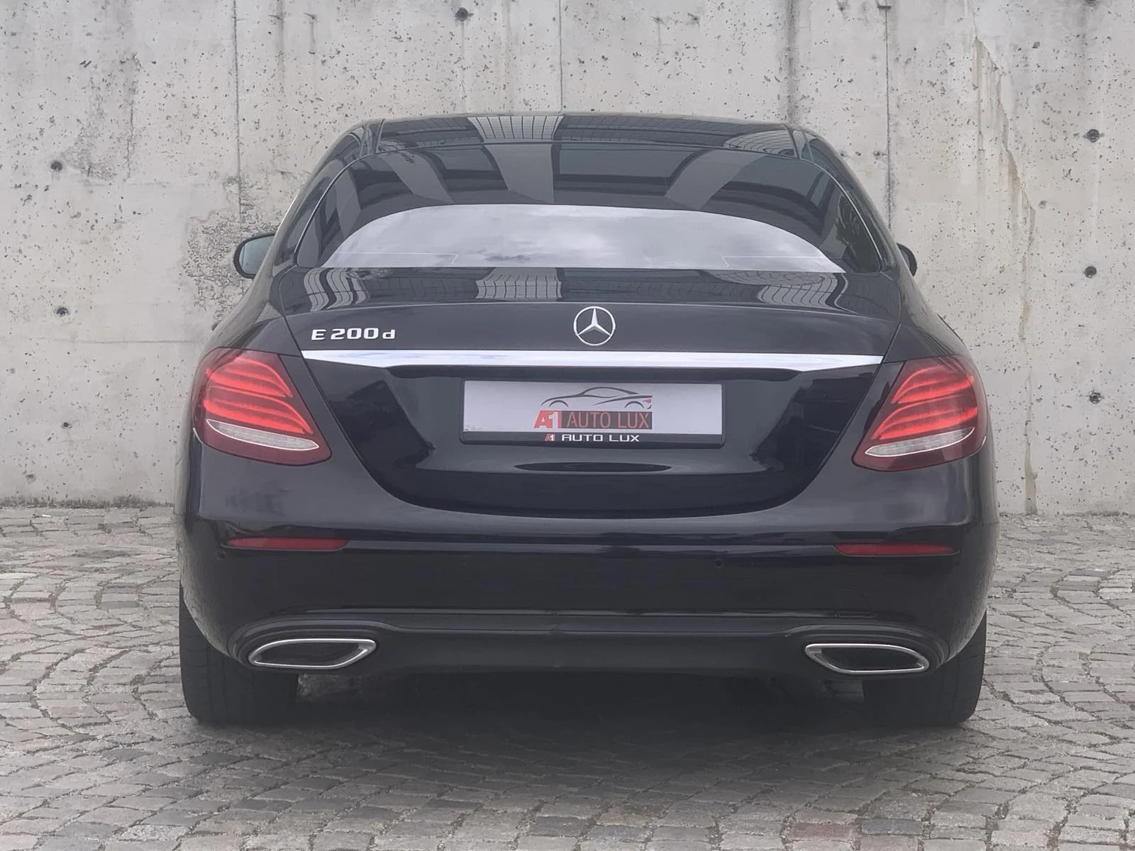 Mercedes-Benz E 200 Panorama/Navi - изображение 8