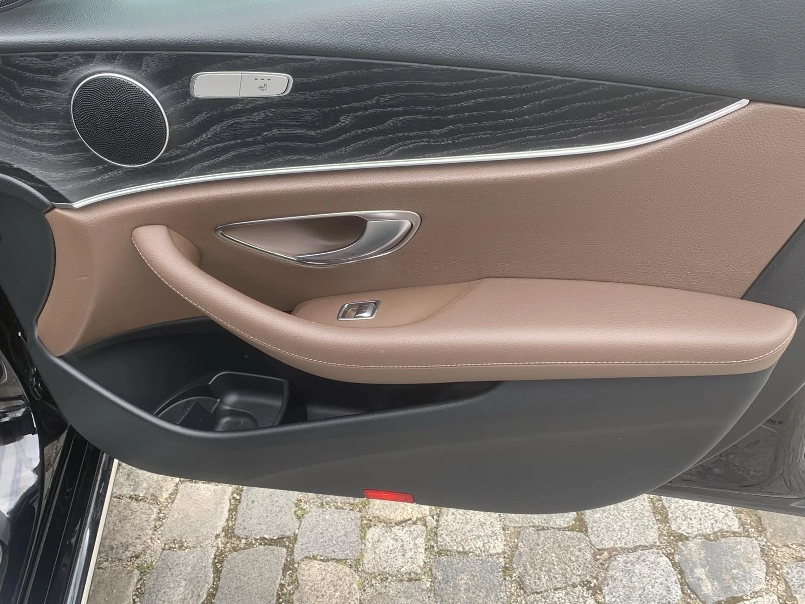 Mercedes-Benz E 200 Panorama/Navi | Mobile.bg   15