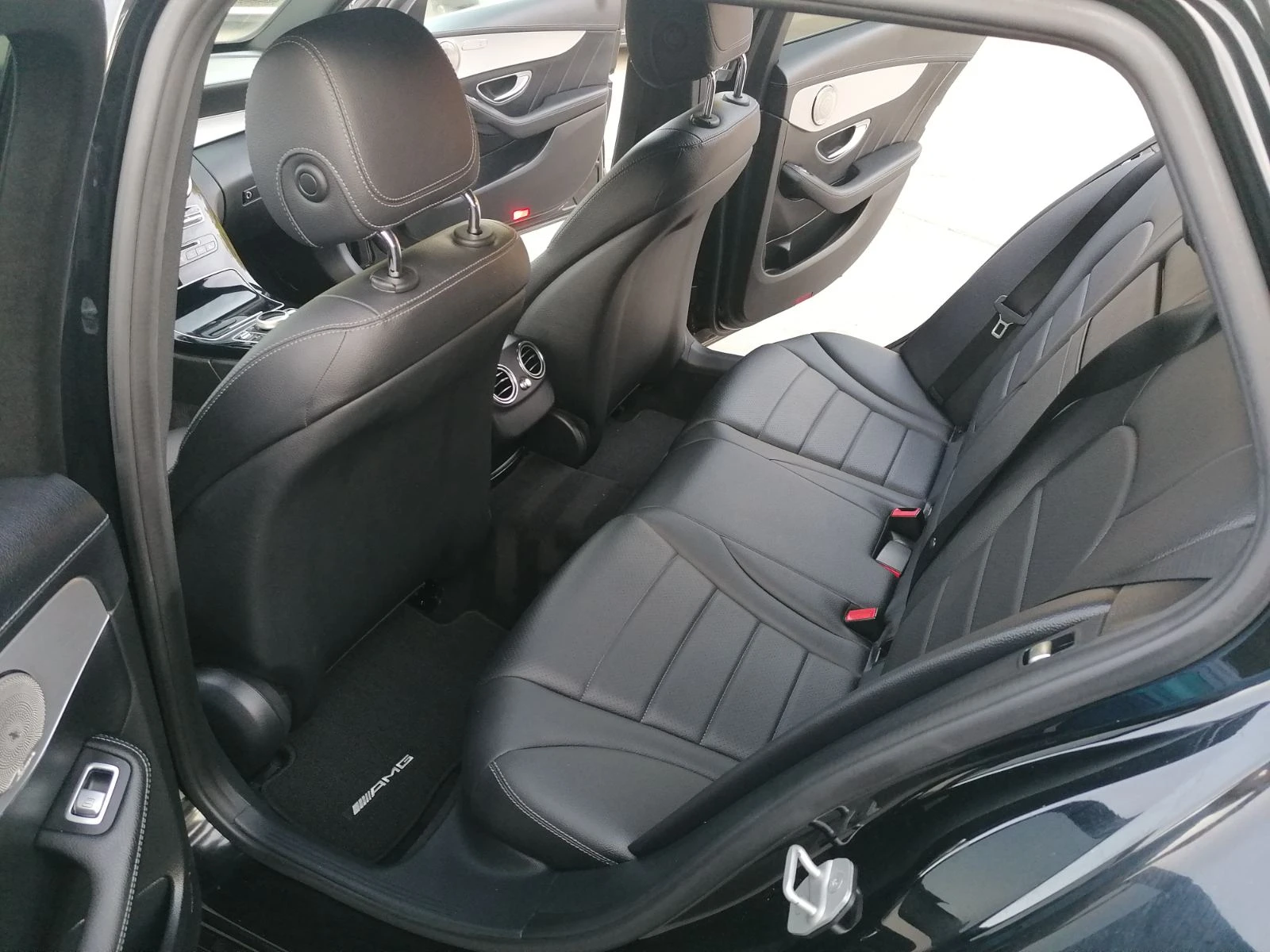 Mercedes-Benz C 250 AMG 4 MATIC  | Mobile.bg   12
