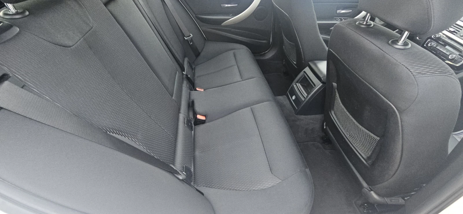 BMW 320 2.0D.2017.. | Mobile.bg   11