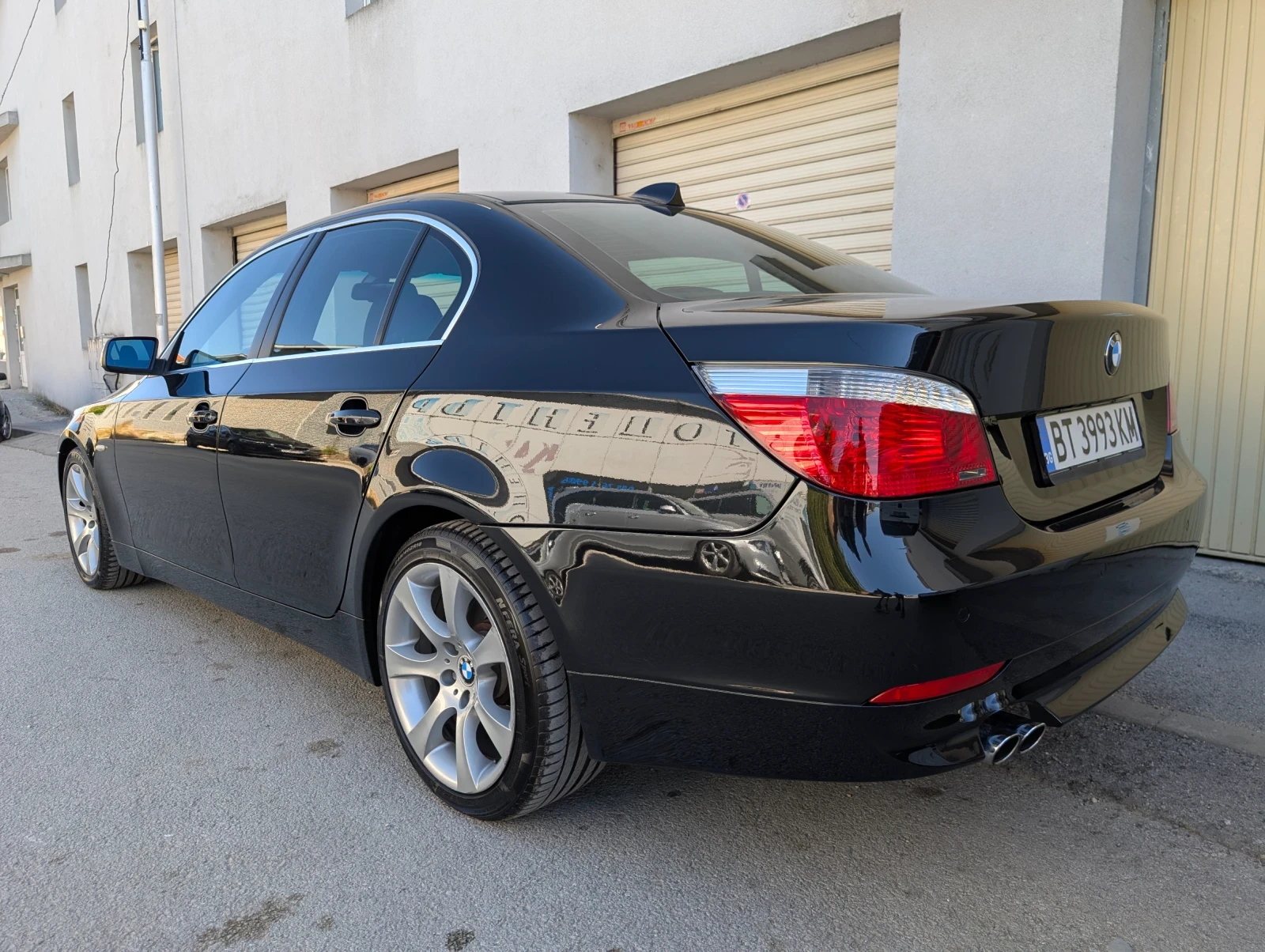 BMW 525 2.5i - изображение 2