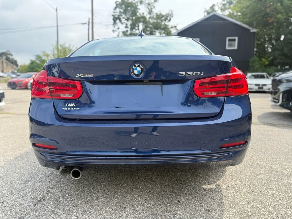 BMW 330 * АВТО КРЕДИТ* ЦЕНА ДО БГ * CARFAX *  - изображение 8