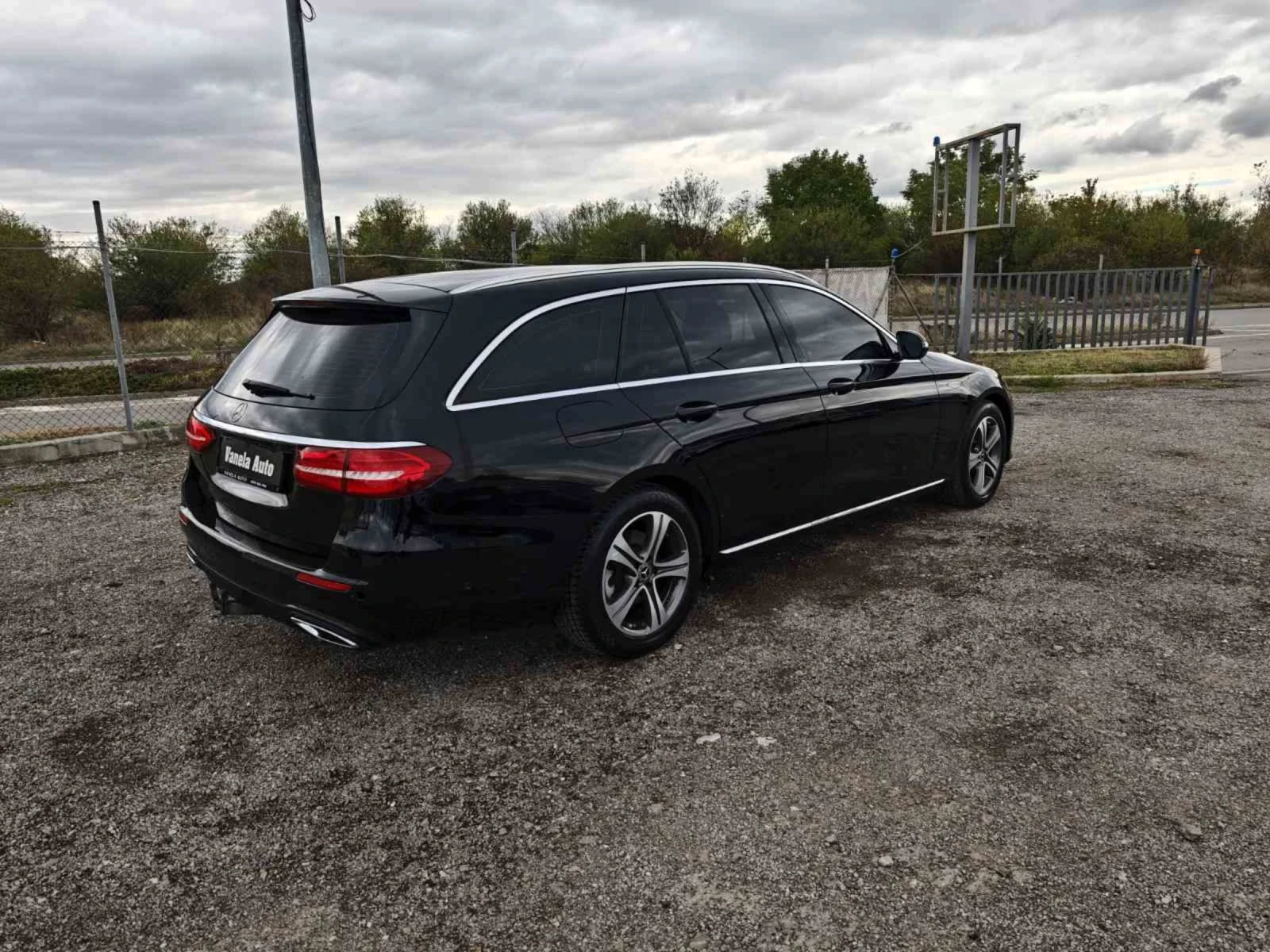 Mercedes-Benz E 220 EXCLUSIVE FULL - изображение 5