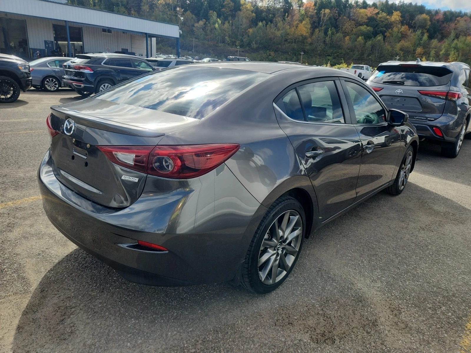 Mazda 3 GT * * CARFAX * * АВТО КРЕДИТ * *  - изображение 3