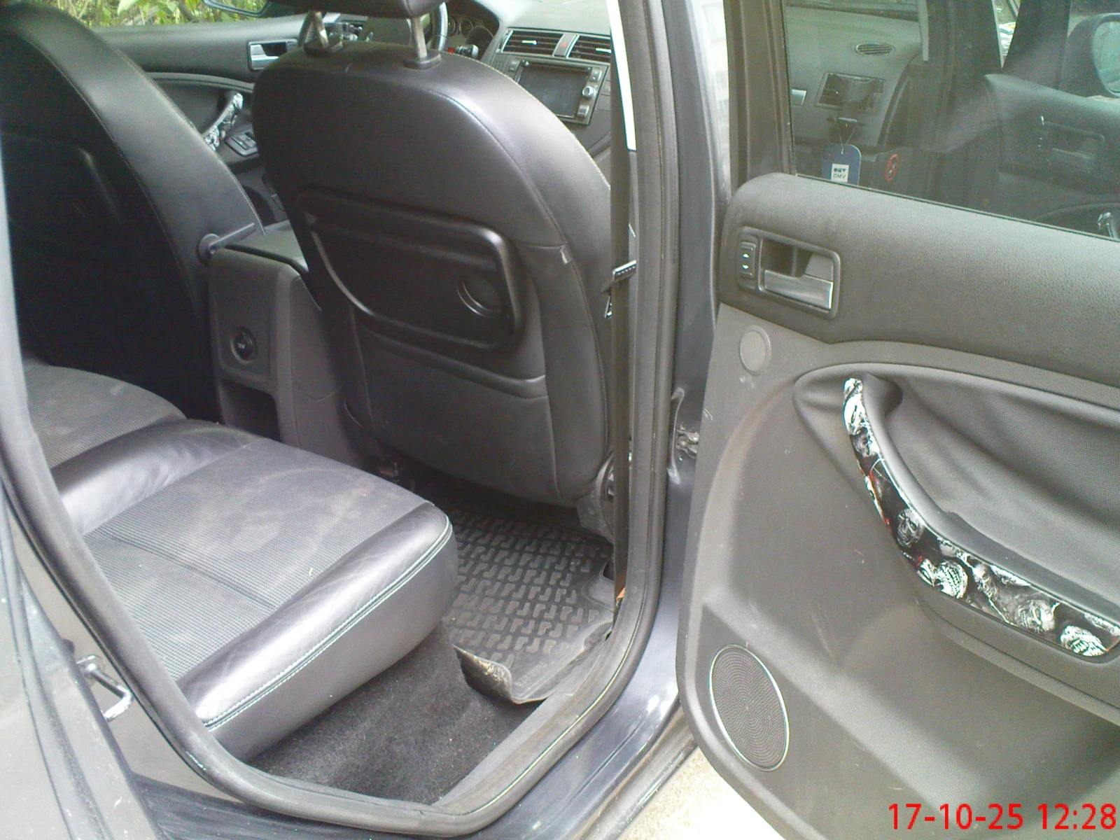 Ford C-max 2. 0 16W Duratec Titanium  - изображение 10