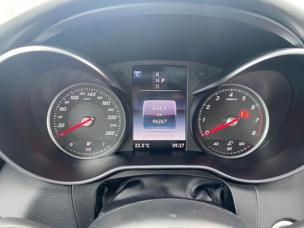 Mercedes-Benz C 300 4MATIC* Авто-Кредит(ЦЕНА ДО БЪЛГАРИЯ) - изображение 8