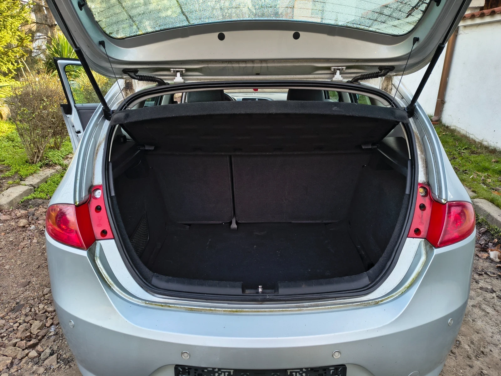 Seat Leon 1.6MPI/102�� 172�.�� | Mobile.bg � ����������� 11