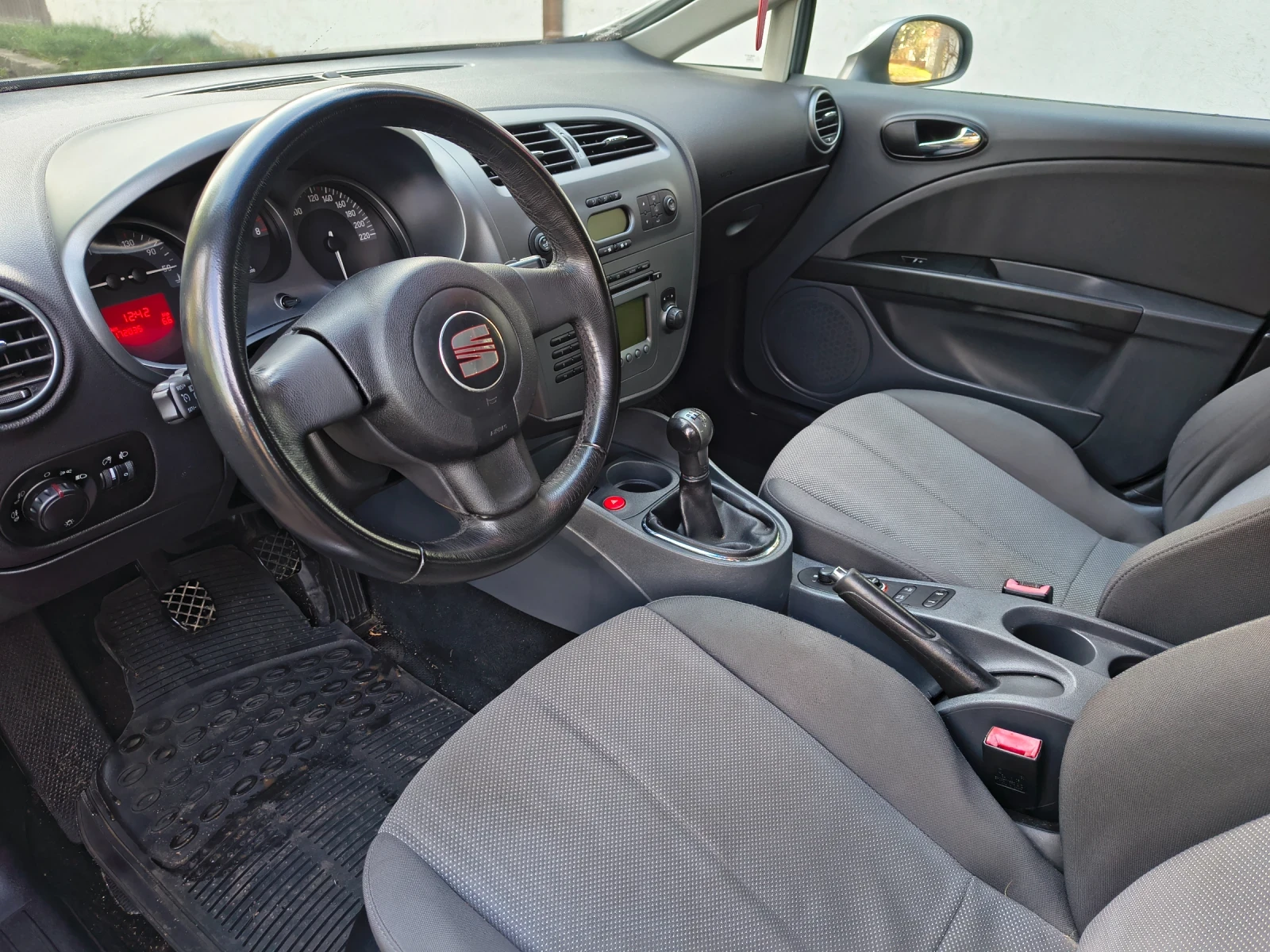 Seat Leon 1.6MPI/102�� 172�.�� | Mobile.bg � ����������� 8