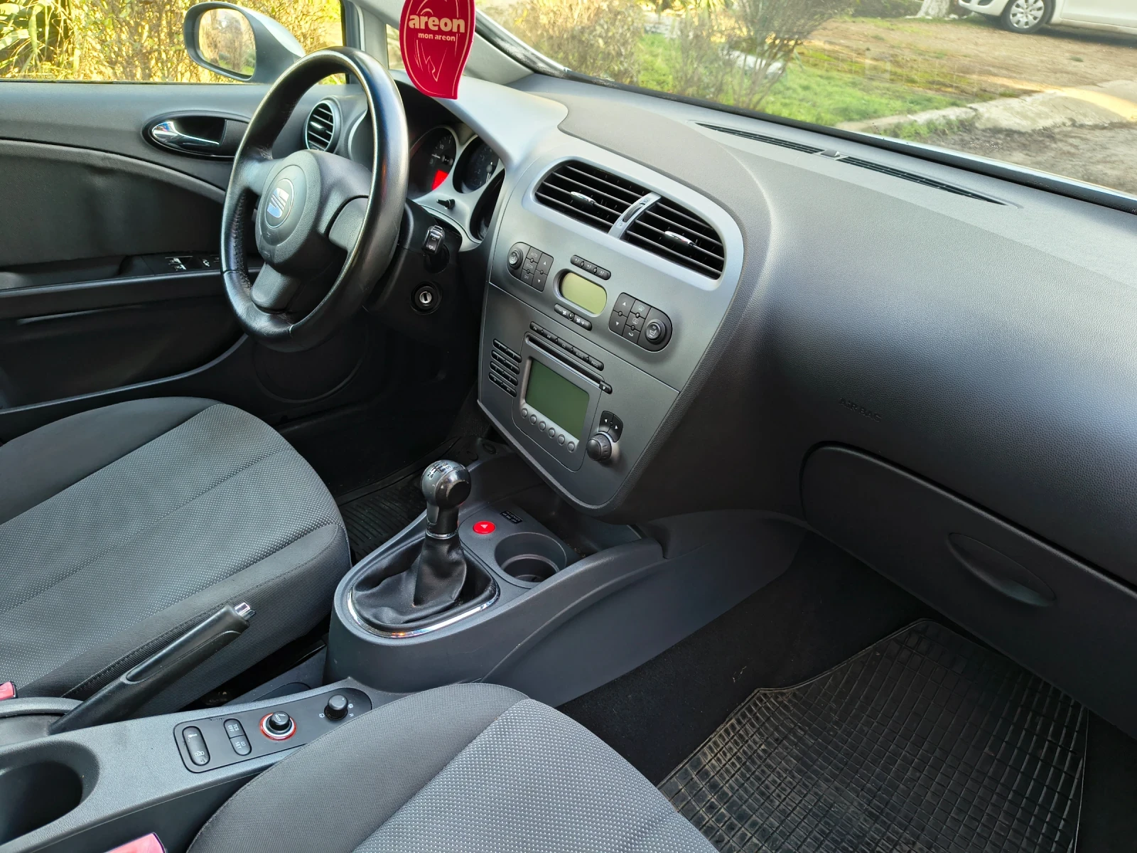 Seat Leon 1.6MPI/102�� 172�.�� | Mobile.bg � ����������� 9