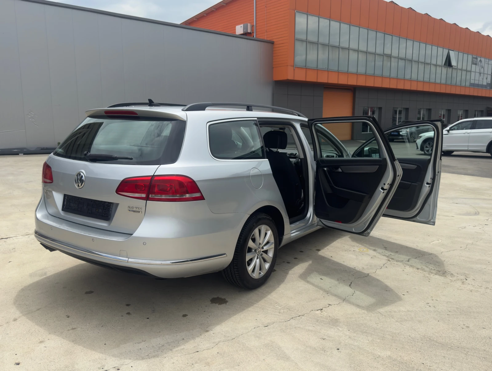 VW Passat 2.0TDI 253000km.100%, снимка 6 - Автомобили и джипове - 53165680