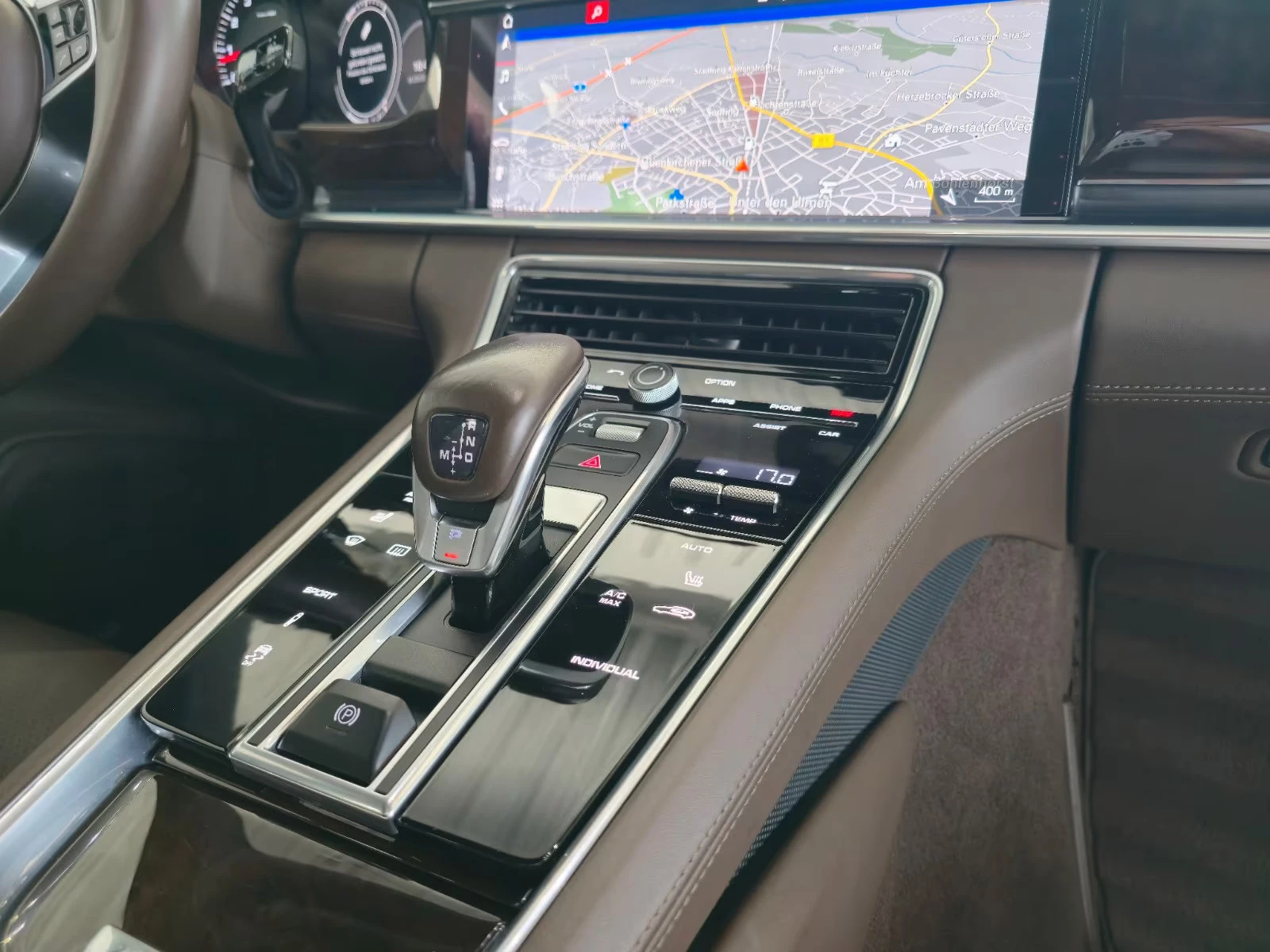 Porsche Panamera 4S/441HP/MATRIX/SOFTCLOSE/CAM/BOSE/174z, снимка 16 - Автомобили и джипове - 53886543