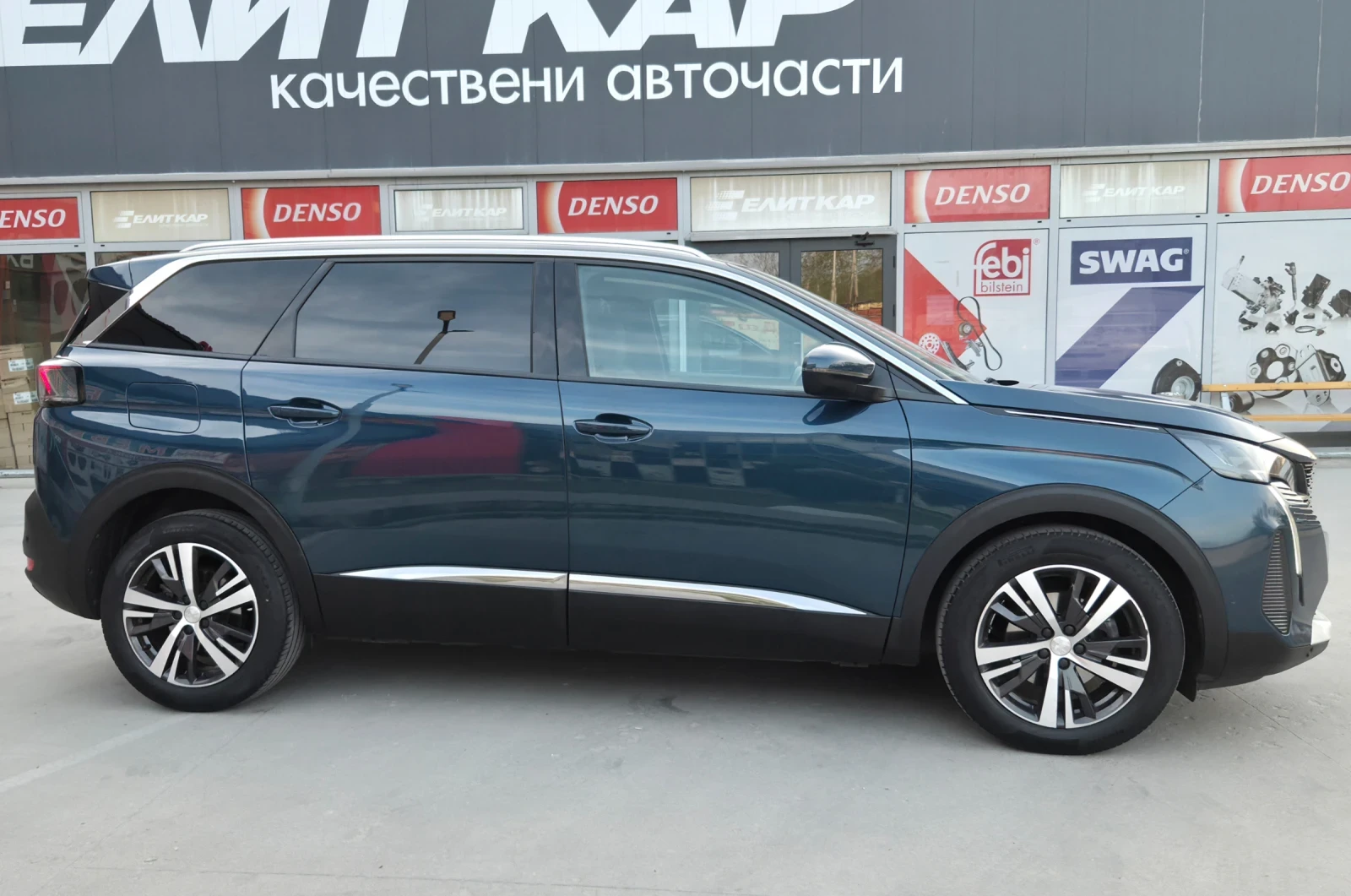 Peugeot 5008 1.5 HDI/ ALLURE/ KEYLESS/ 7-места, снимка 6 - Автомобили и джипове - 54207510