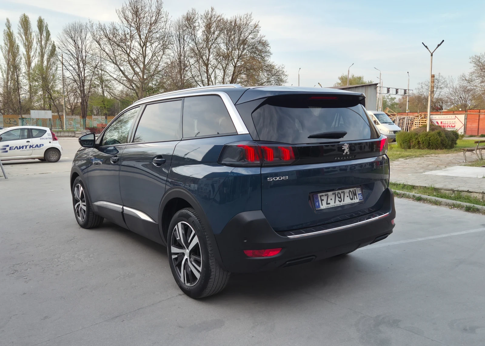 Peugeot 5008 1.5 HDI/ ALLURE/ KEYLESS/ 7-места, снимка 3 - Автомобили и джипове - 54207510