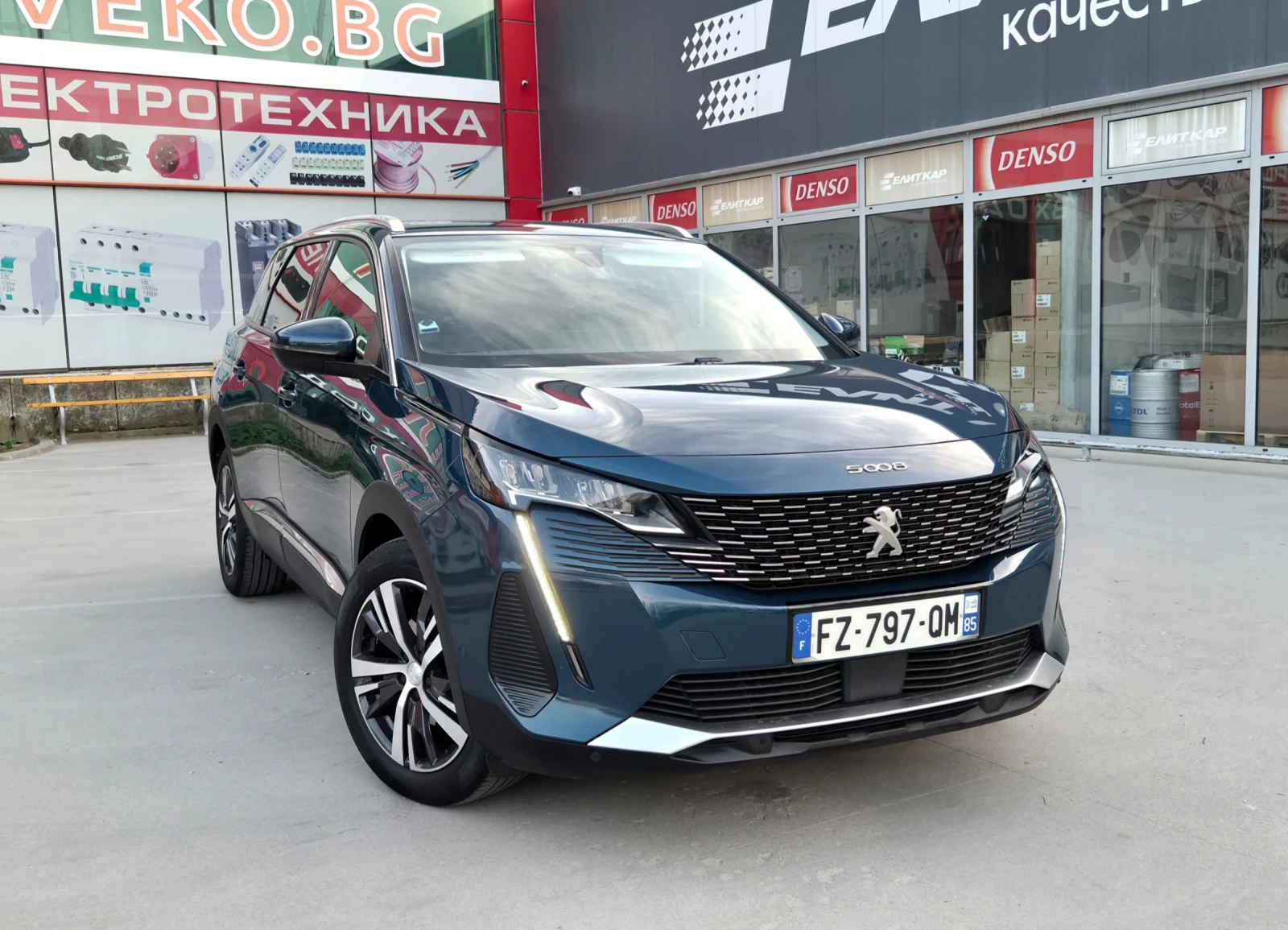 Peugeot 5008 1.5 HDI/ ALLURE/ KEYLESS/ 7-места, снимка 2 - Автомобили и джипове - 54207510