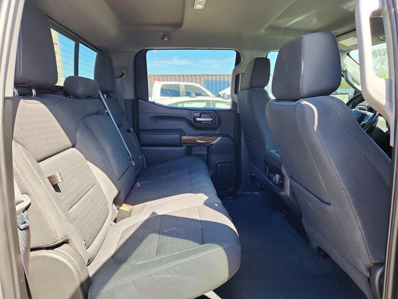 Chevrolet Silverado 3.0l K1500 Rst, снимка 10 - Автомобили и джипове - 54519195
