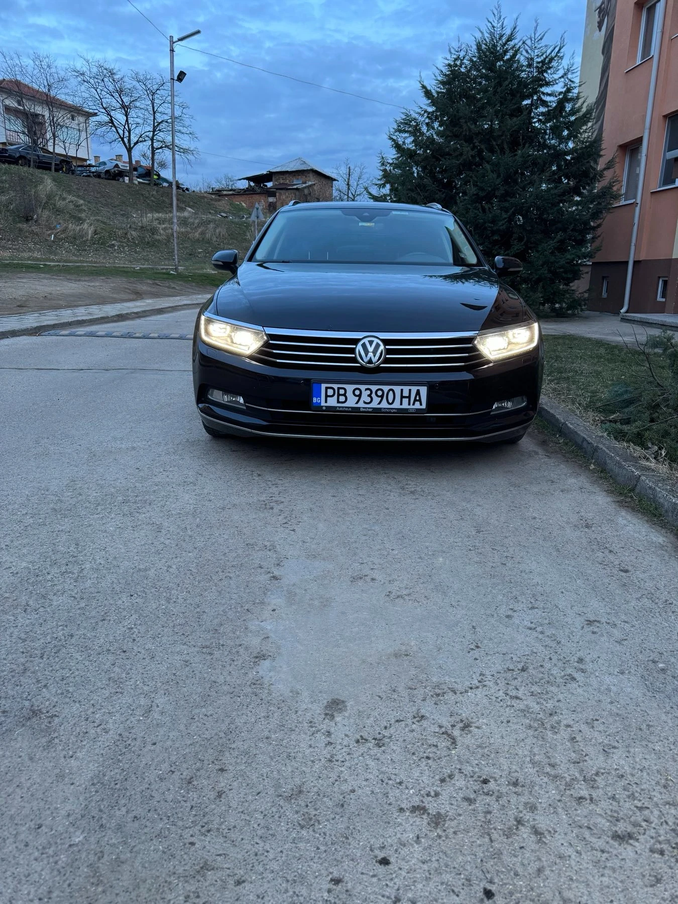 VW Passat, снимка 4 - Автомобили и джипове - 54583490
