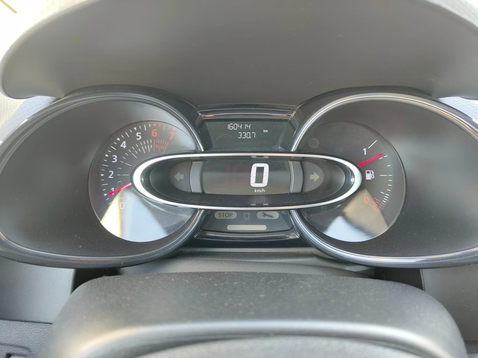 Renault Clio N1, снимка 16 - Автомобили и джипове - 55014318