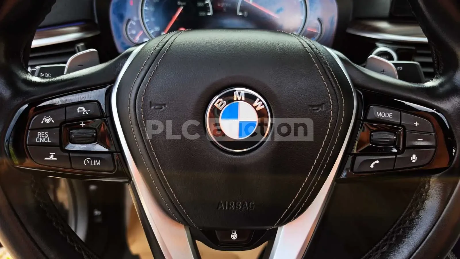 BMW 530 M SPORT+ HEAD UP/360CAM!ПАНОРАМА/ОБДУХ/ПОДГРЕВ, снимка 14 - Автомобили и джипове - 55252123