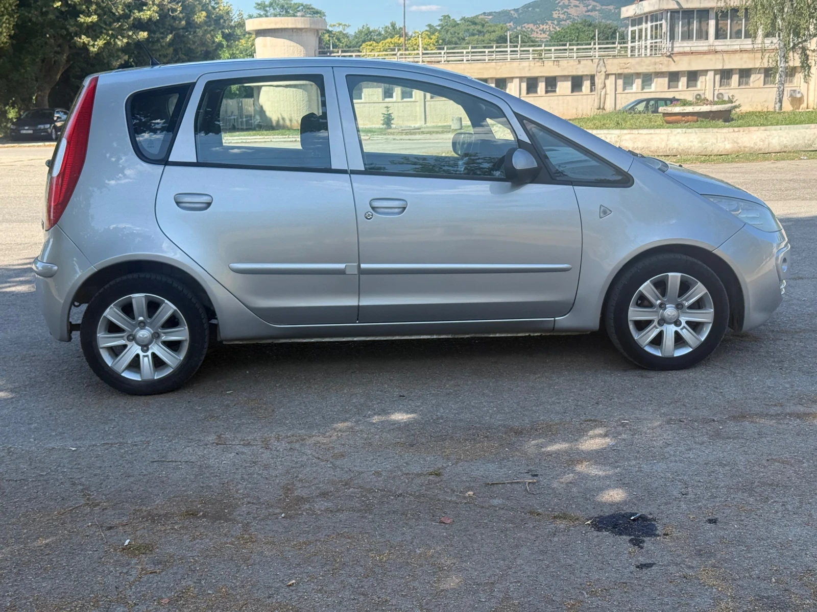 Mitsubishi Colt 1.3i-95kc, снимка 7 - Автомобили и джипове - 55281821
